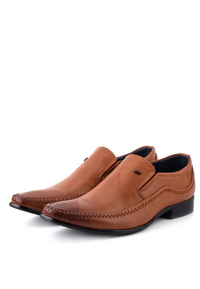LR LARRIE Men Brown Classy Stitched Formal Loafers - Image 7