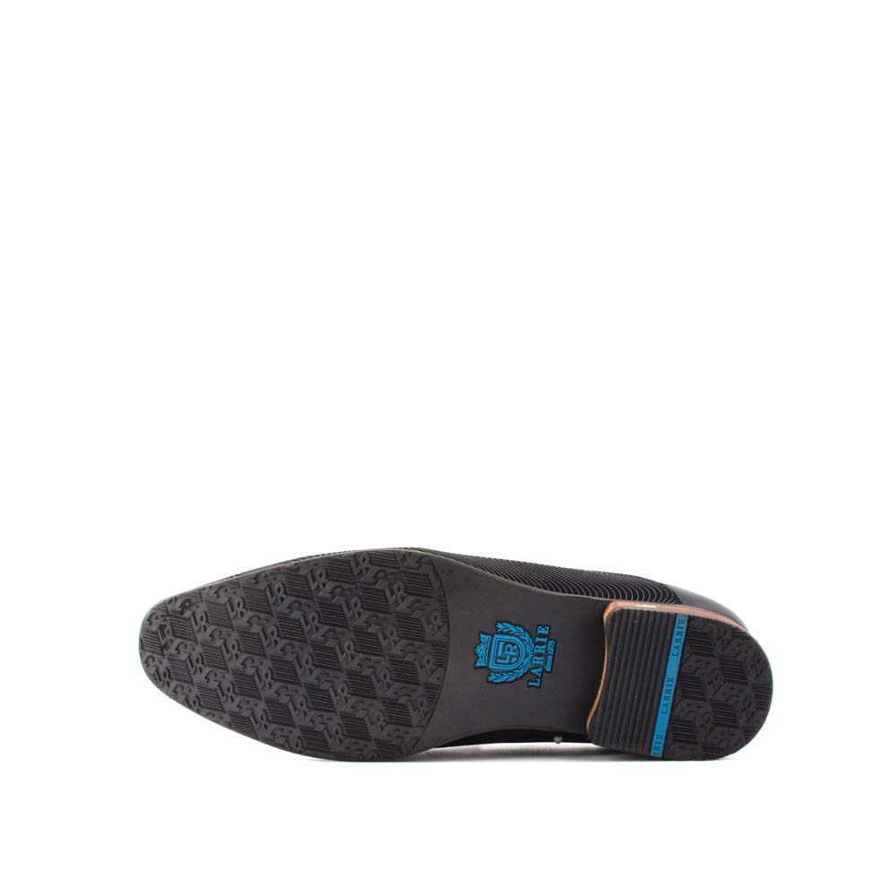 LR LARRIE Men Seamless Retro Wave Patterned Business Shoes - Image 2