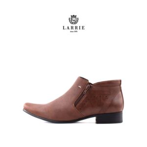 LR LARRIE Men Brown Classy Vintage Styled Slip On Boots