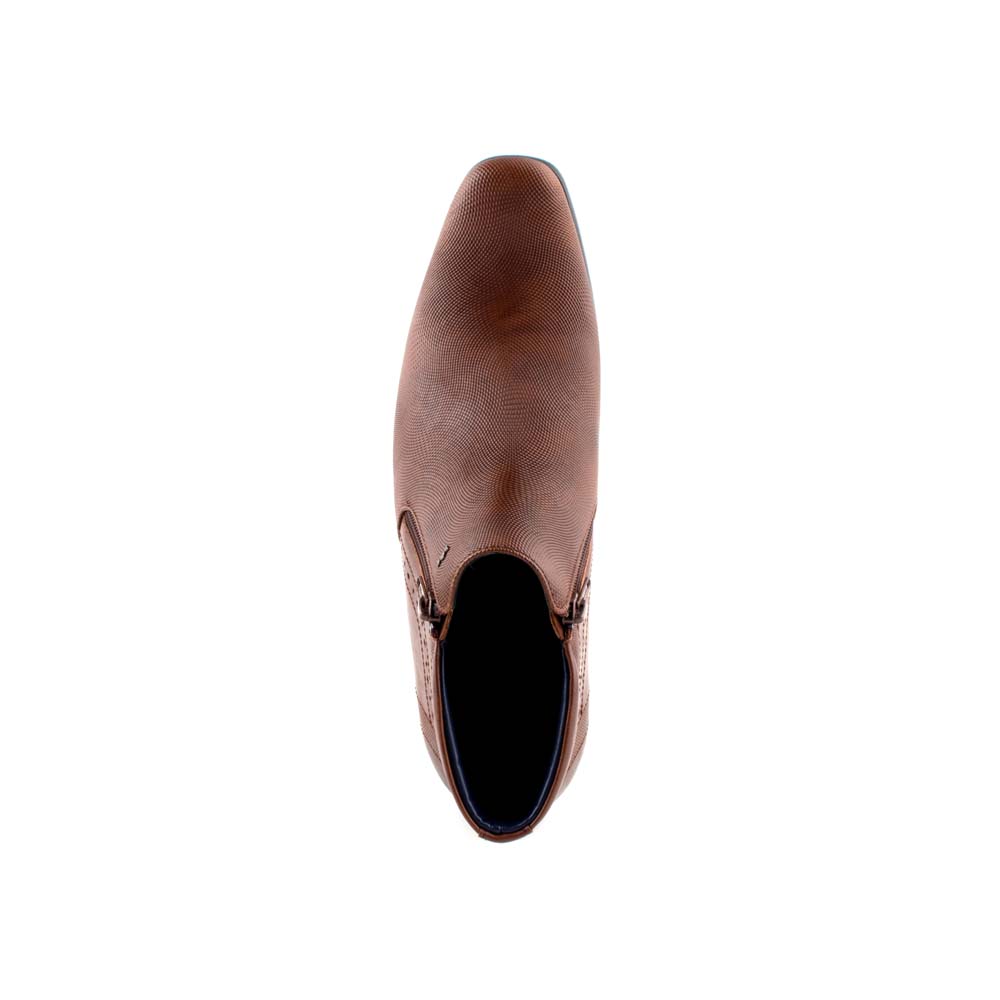 LR LARRIE Men Brown Classy Vintage Styled Slip On Boots - Image 5