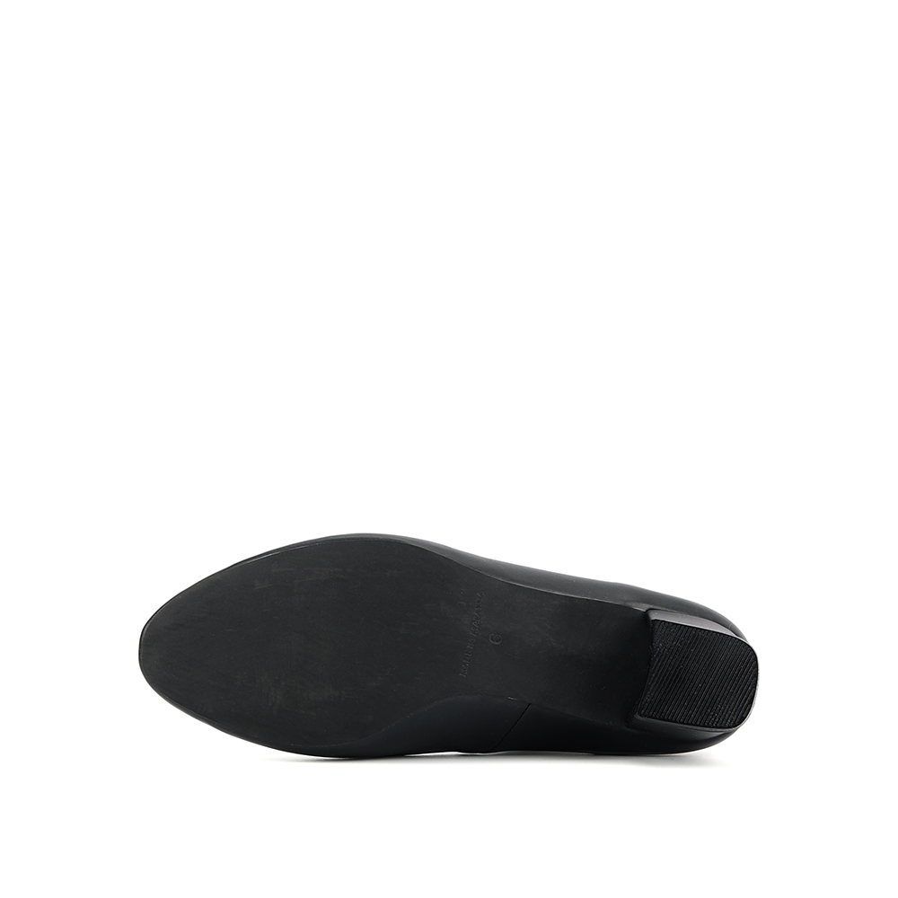 LARRIE Women Low Heels Slip On Pump - L22411-BW01SV-1-BLACK - Image 5