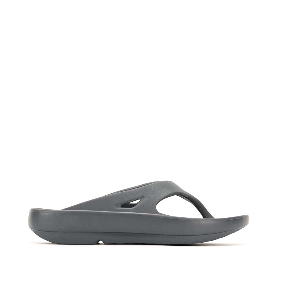 LARRIE Men Grey Durable Light Weight Casual Flip Flops 592505-CS1SV-12P-GREY - Image 2