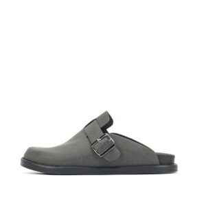 LARRIE Men Black Closed Toe Buckled Casual Clogs 592510-TH1SV-1P-BLACK