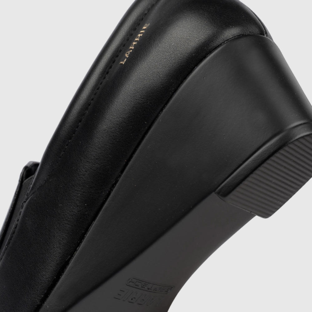 LARRIE Ladies Vienna Slip-On Wedge - Image 5