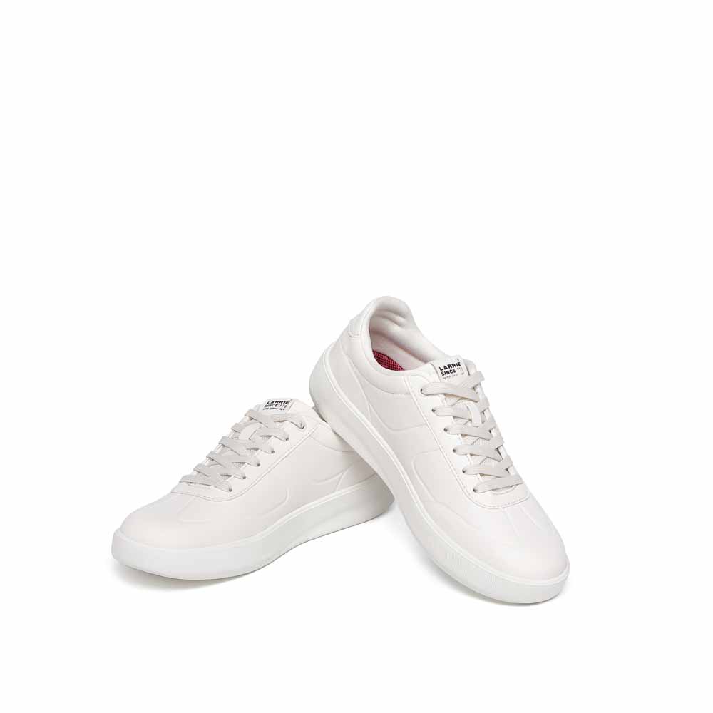 LARRIE Men Milk Classic Comfort Ease Sneakers - Image 4